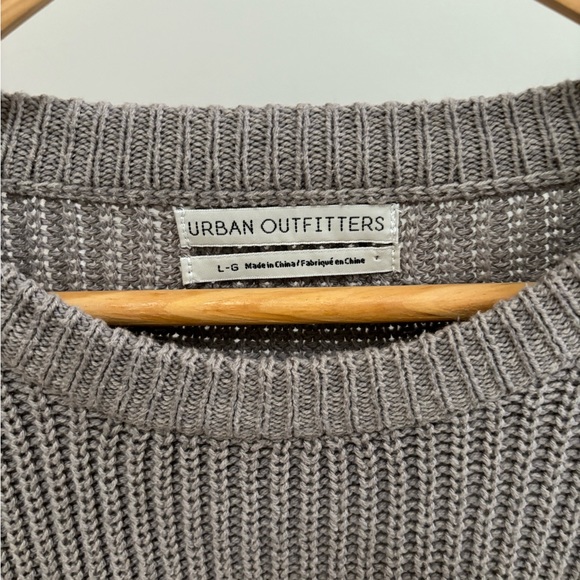 Urban Outfitters Knit Sweater - Picture 4 of 5